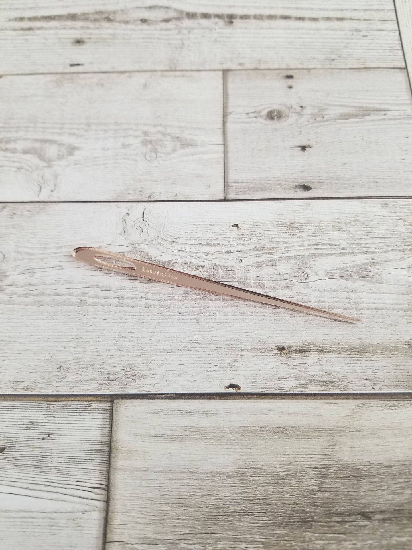 Large Tapestry Needles - Acrylic or Wood