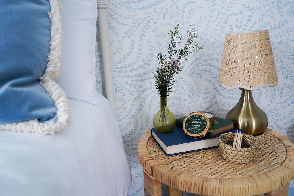 Spanish Moss Candle Tin | Herbal Sage, Oakmoss & Amber