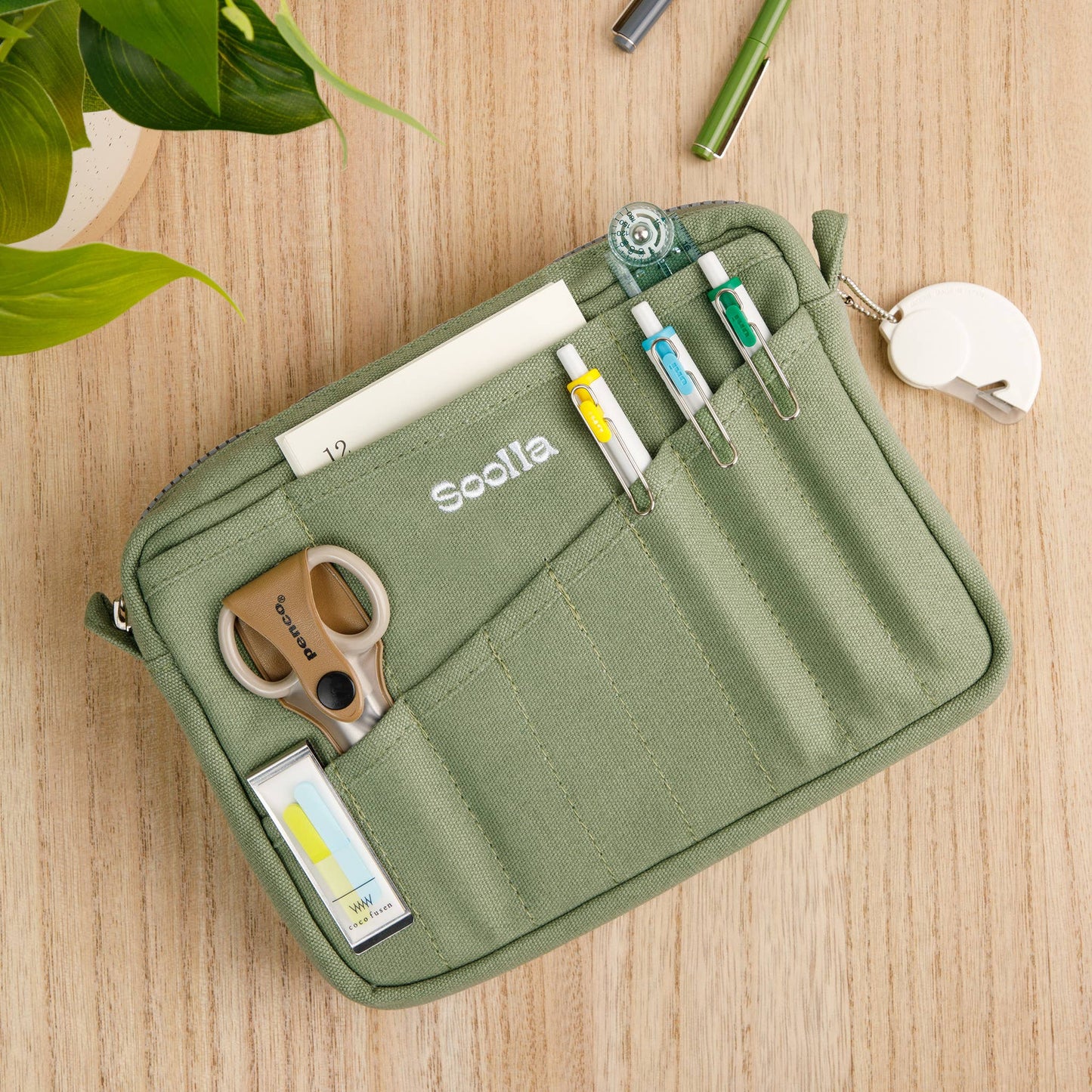 Soolla® Studio Pouch, Blackout: Blackout