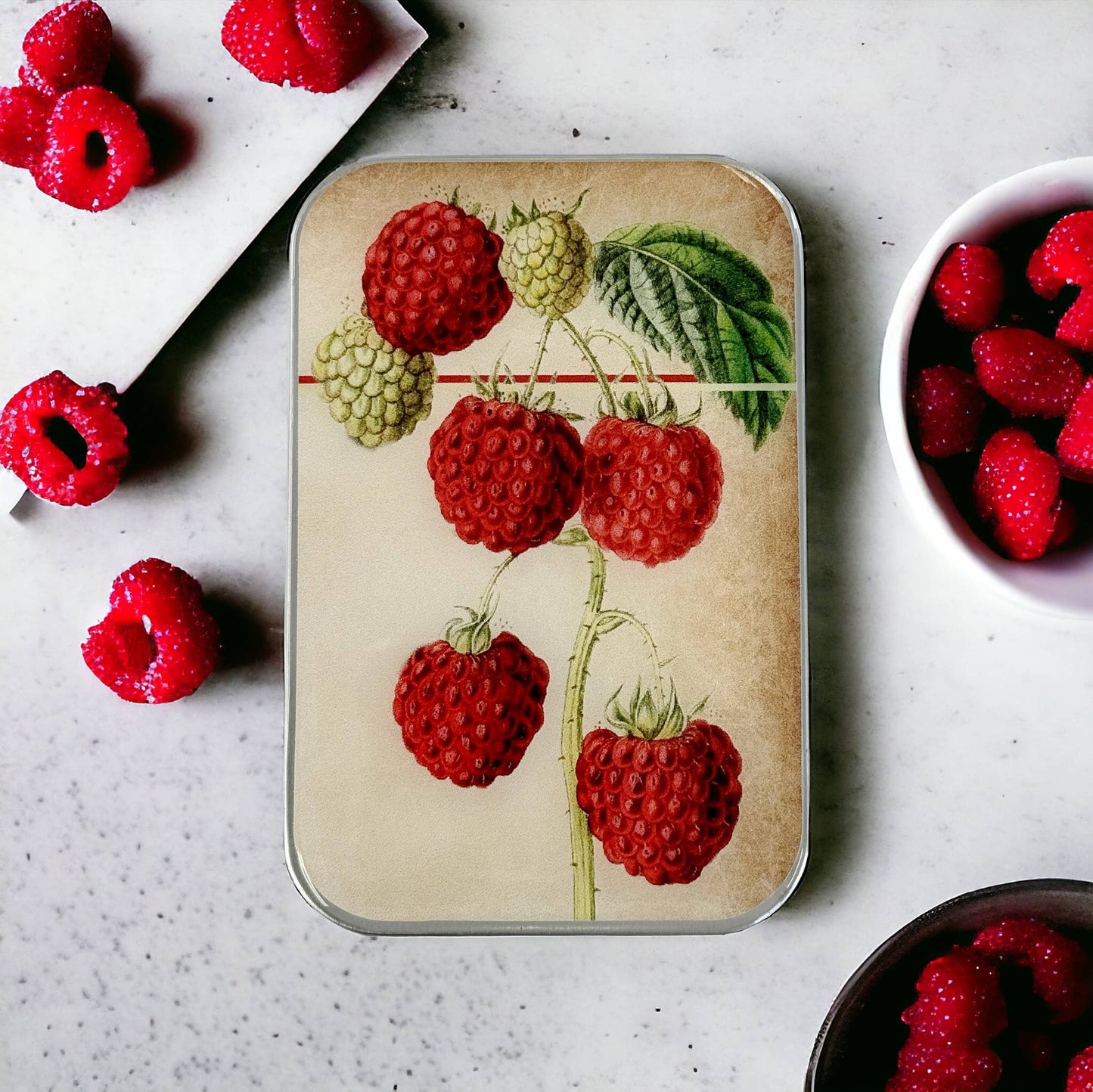 Raspberry LARGE, Notions tin, Stitch marker tin