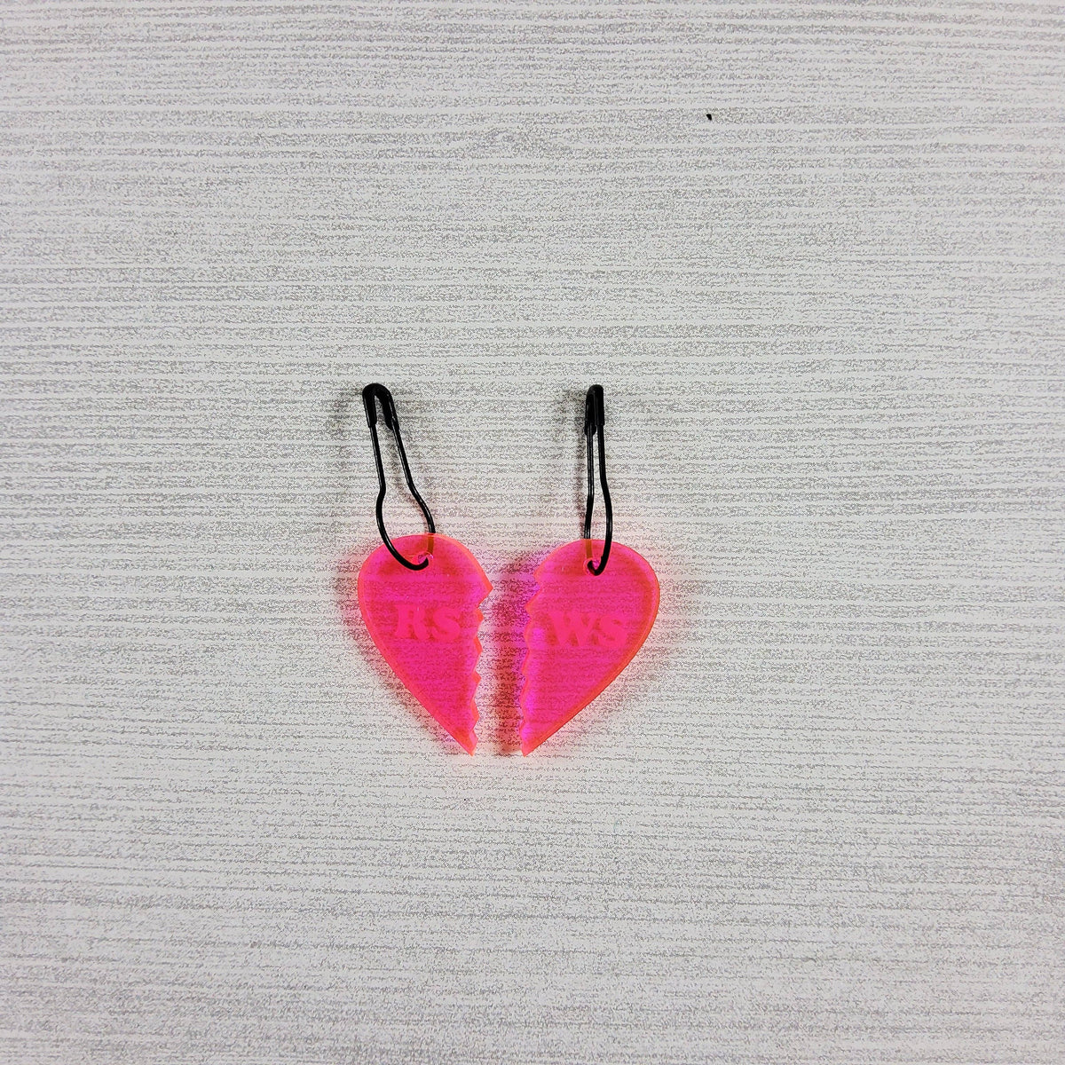 RS WS Heart Best Friend Stitch Markers - Pink Fluorescent
