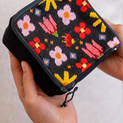 POP ART PETALS | Needlepoint Pouch Kit