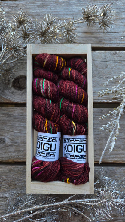 Holiday Sock Crates: P882 - Festive