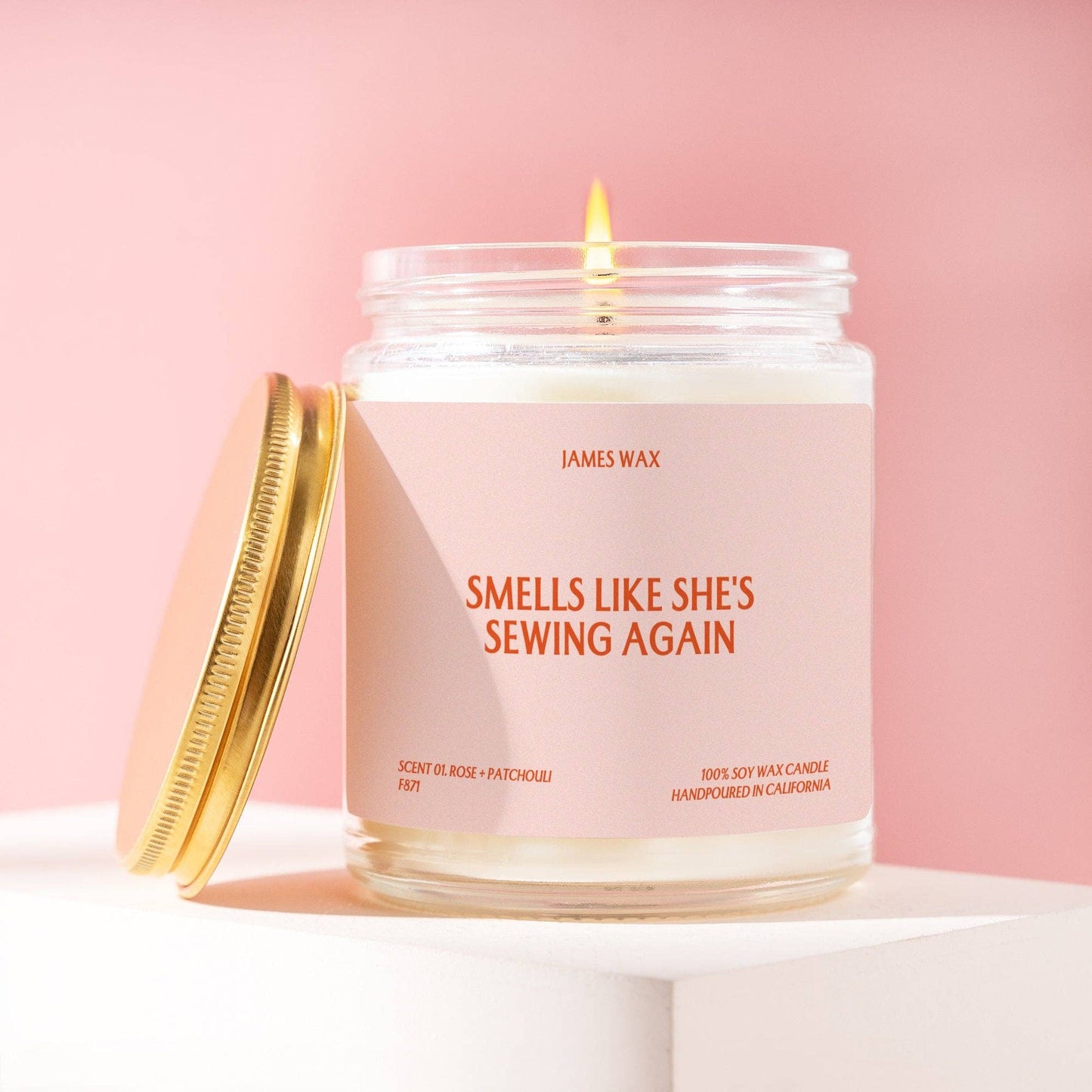 Sewing Gift Smells Like She's Sewing Again Candle F871: No, Just the Candle / 01. Rose + Patchouli