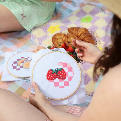 STRAWBERRY SUMMER Cross Stitch Kit
