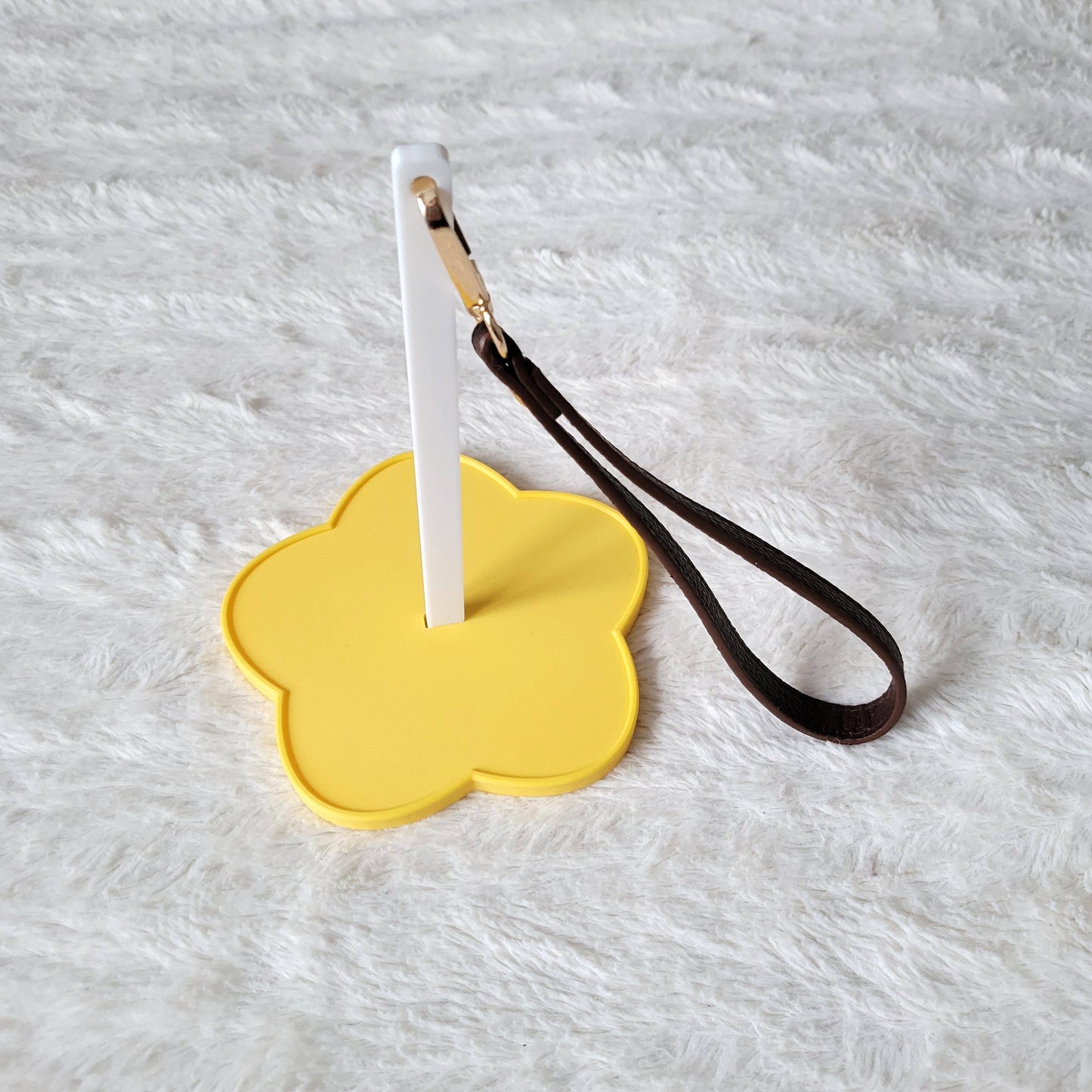 Portable Yarn Spinners: White