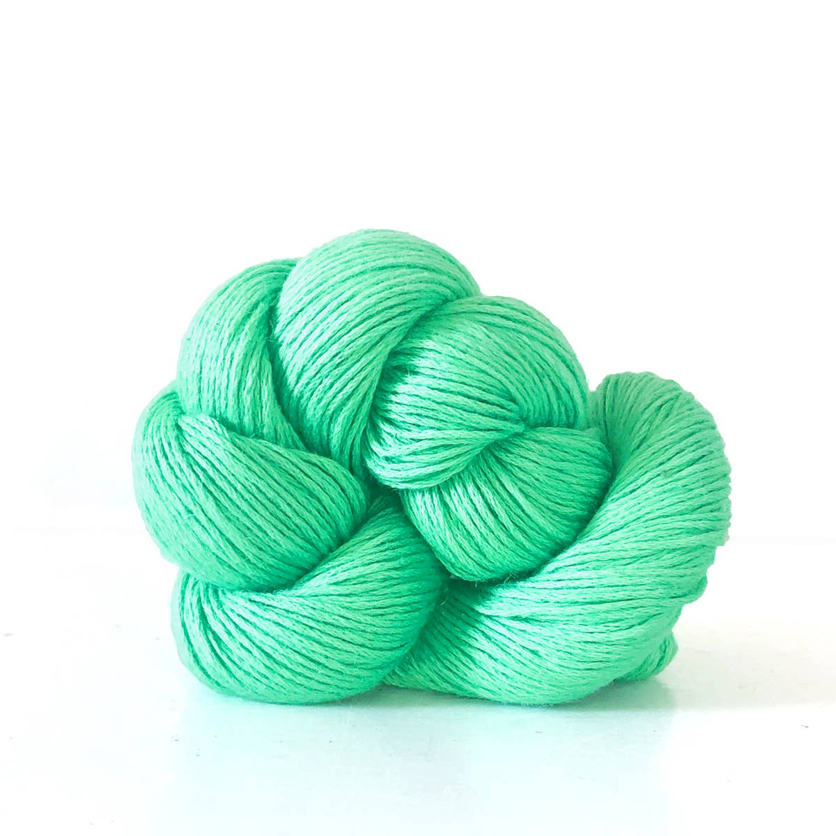 Mojave: Versatile sport/DK weight cotton/linen blend yarn: Key Lime