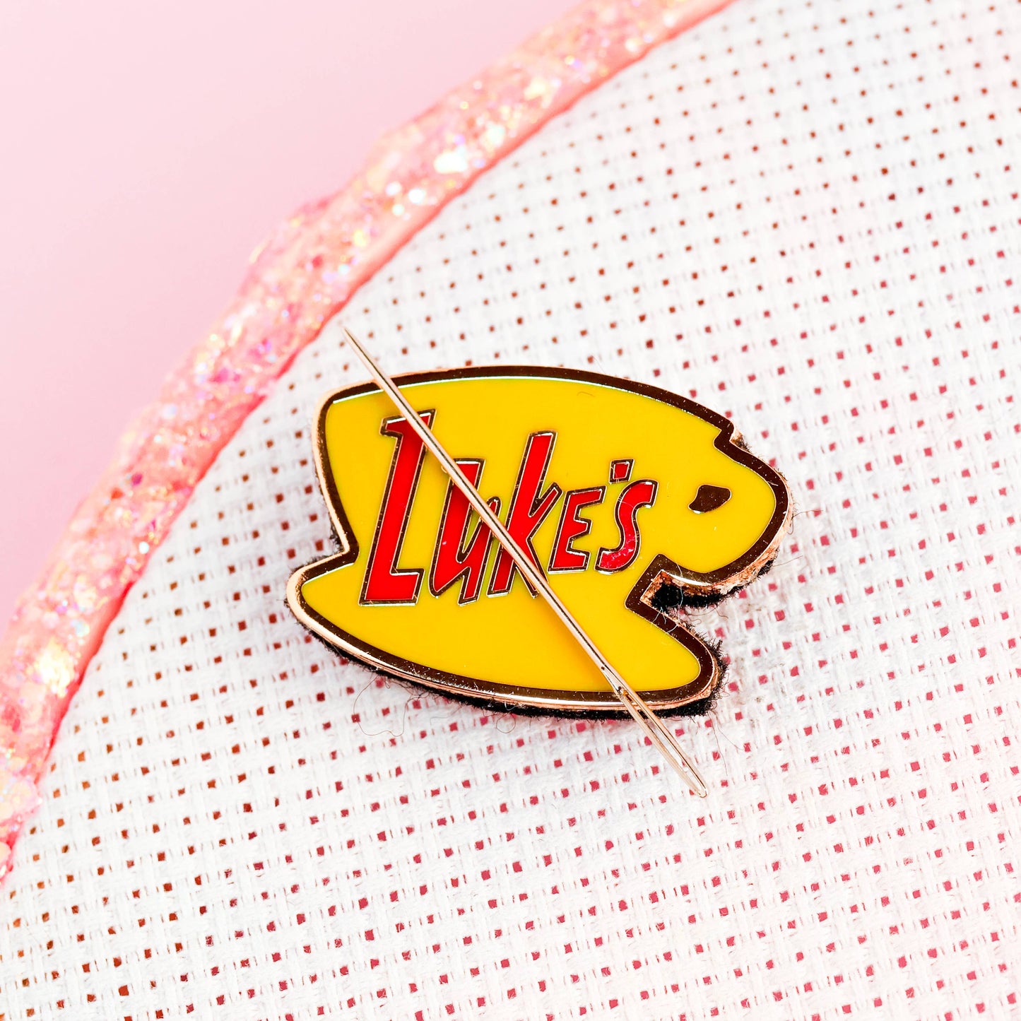 Gilmore Girls Luke's Diner Coffee Needle Minders Magnet