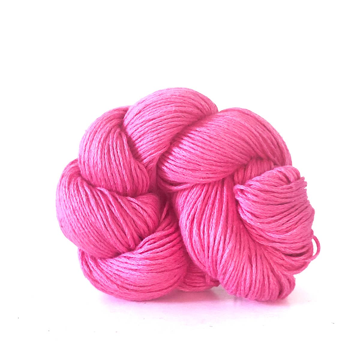 Mojave: Versatile sport/DK weight cotton/linen blend yarn: Sky Blue