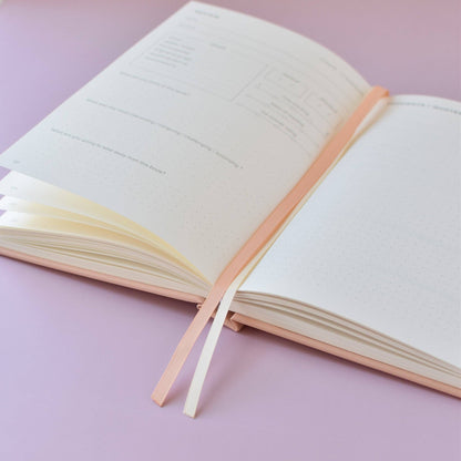 Reading Journal (Avid Reader): Blush