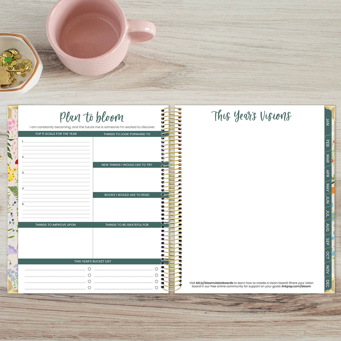 2026 Vision Planner - 7.5"x9" size: Beige Bouquet