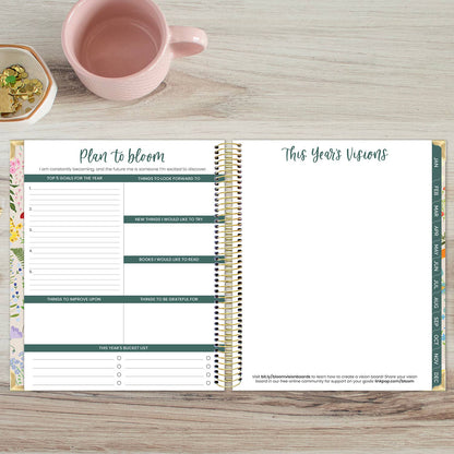 2026 Vision Planner - 7.5"x9" size: Beige Bouquet