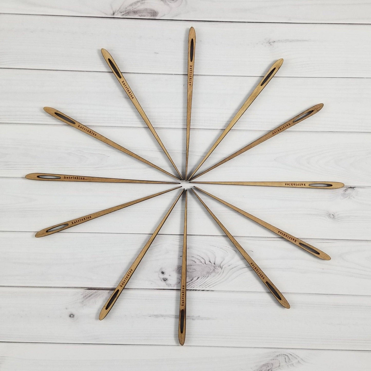 Large Tapestry Needles - Acrylic or Wood