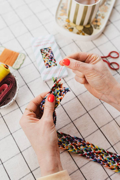 Traditional Thread Plait for Mending
