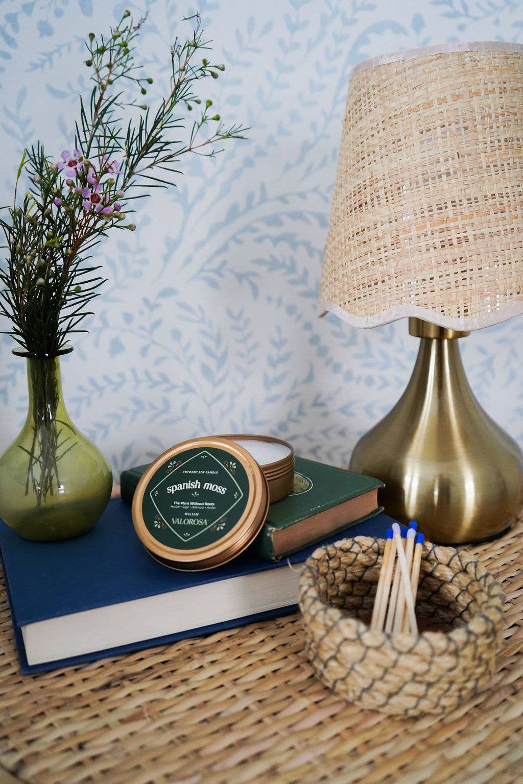 Spanish Moss Candle Tin | Herbal Sage, Oakmoss & Amber