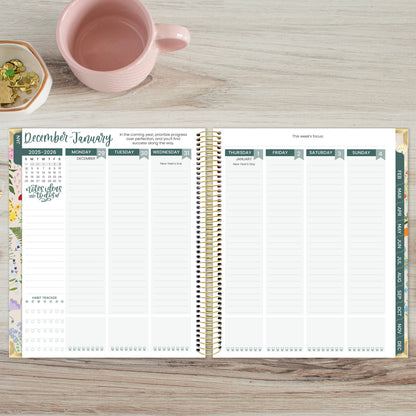 2026 Vision Planner - 7.5"x9" size: Beige Bouquet