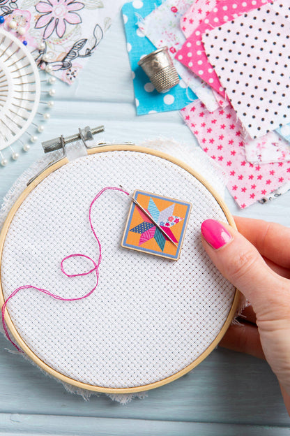 Quilt Block Magnetic Needle Minder | Gift for Crafters
