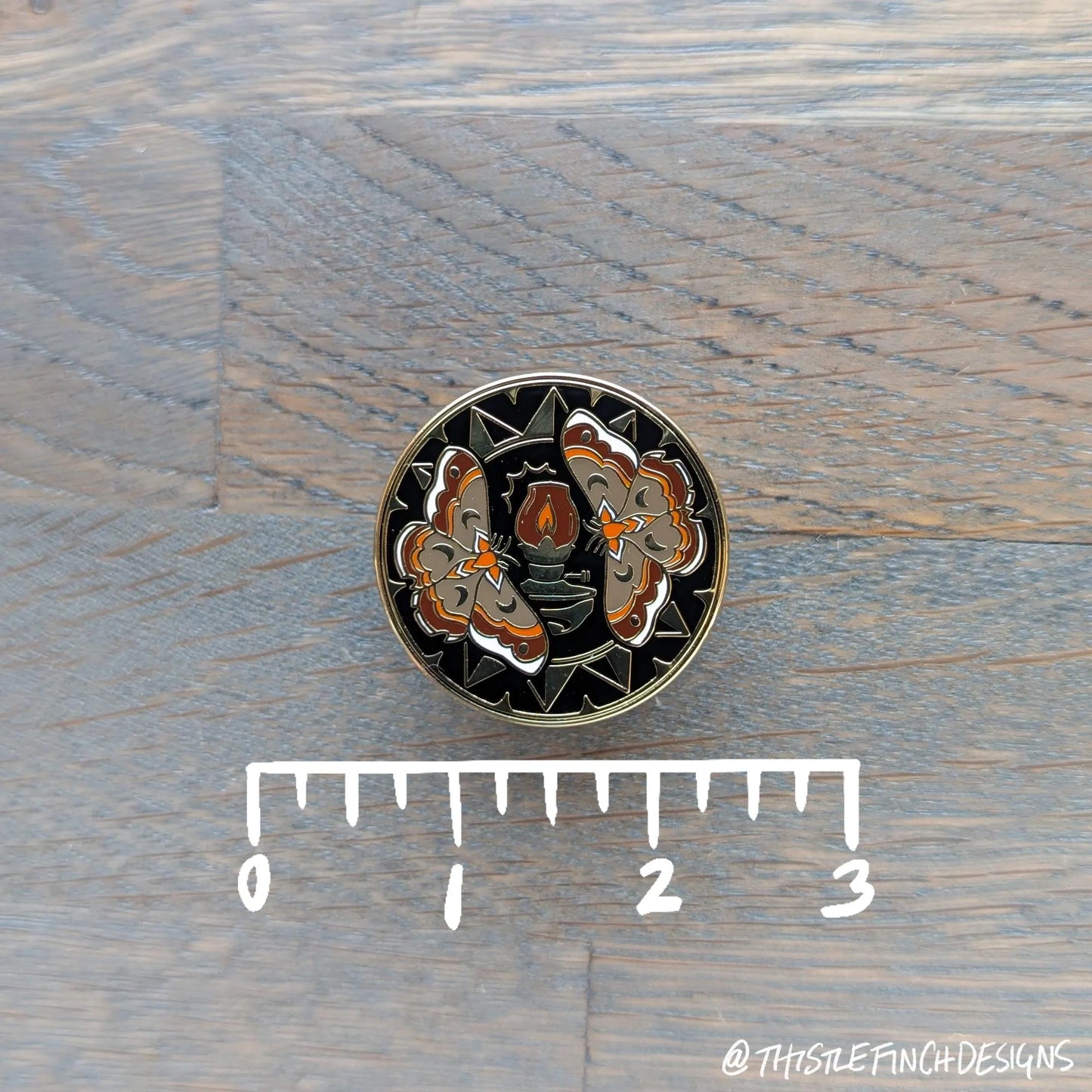 Needle Minder